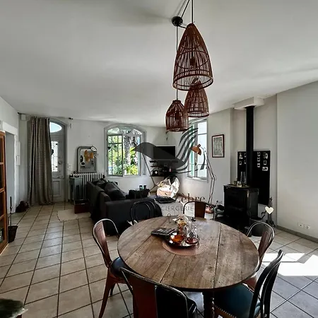 Arrive ! - Situee Sur Le Chenal De La Greve *