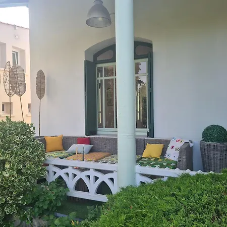 Arrive ! - Situee Sur Le Chenal De La Greve *